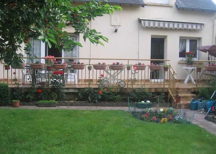 Chez Nina Thurey Bed & Breakfast *