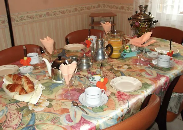 Bed & Breakfast Chez Nina Thurey Tours